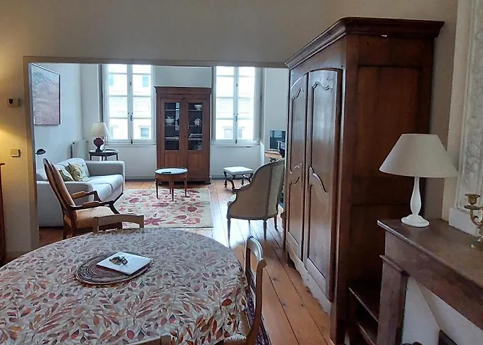 Grand Appartement 2 Chambres - Hyper Centre Bordeaux Apartamento *